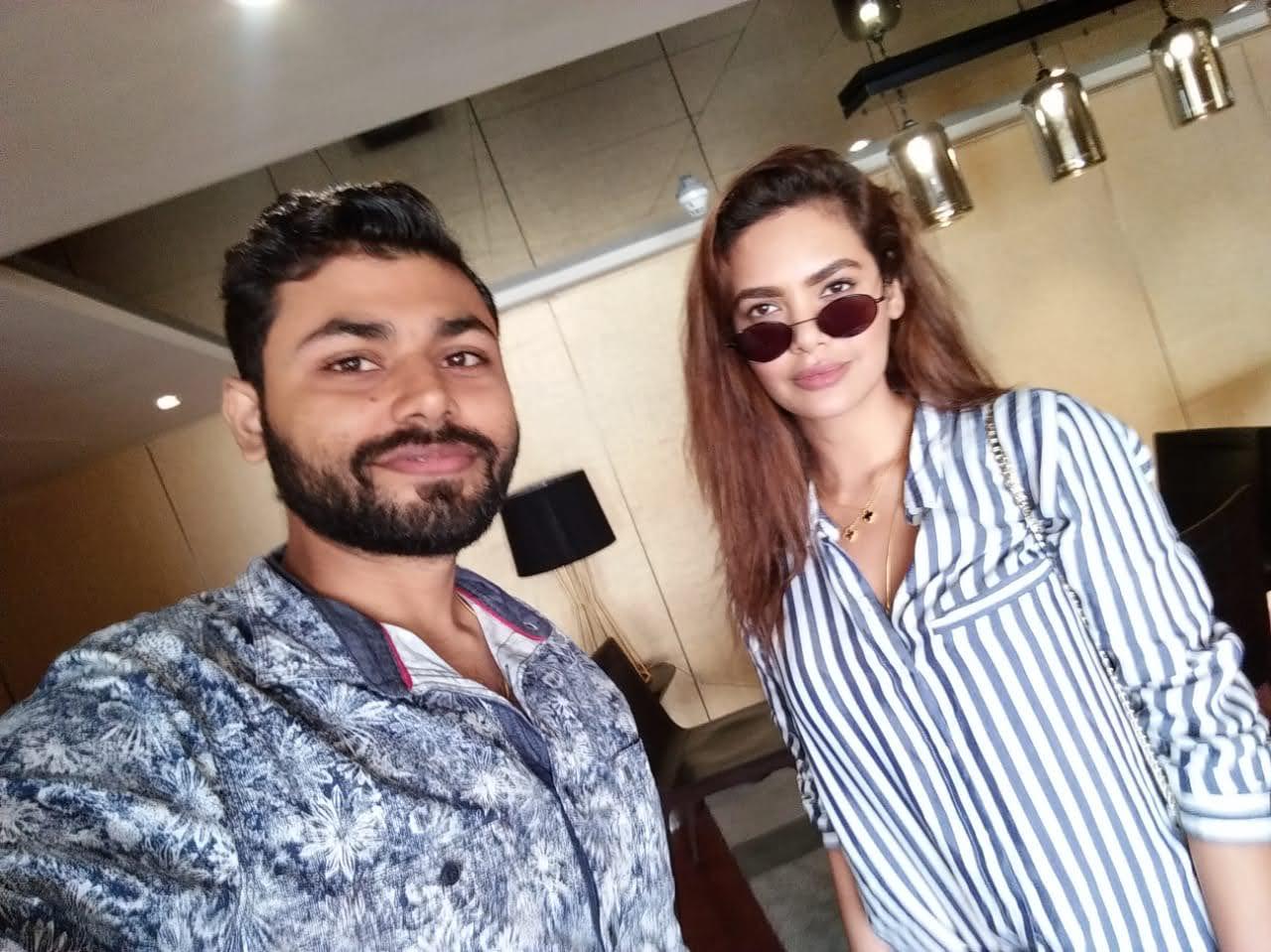 bcd9c64f-7bae-4b2e-bdff-a8be54c7e3e4